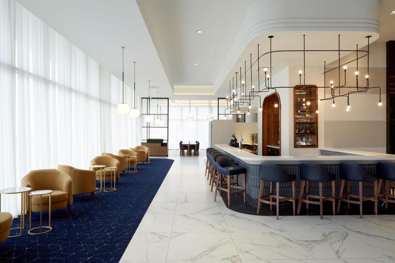 Courtyard Montreal Midtown Hotel Luaran gambar